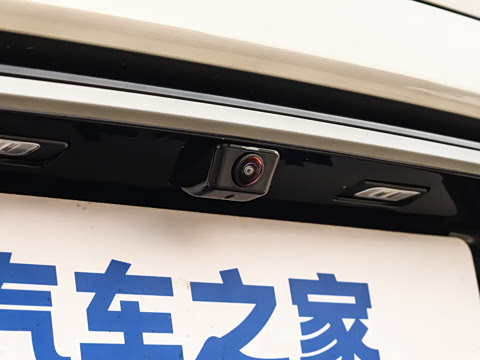 2026�� 225km EM-i Զ�����ǺӰ�