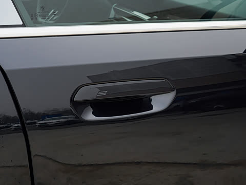 2026�� �Ŀ� 525Li M�˶���װ