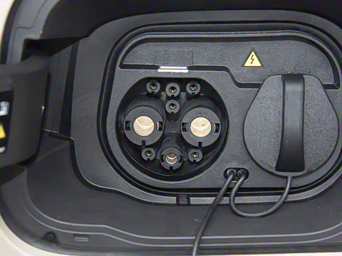 2026�� ������������Plus