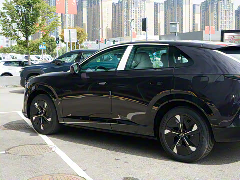 2025�� ����200 Pro