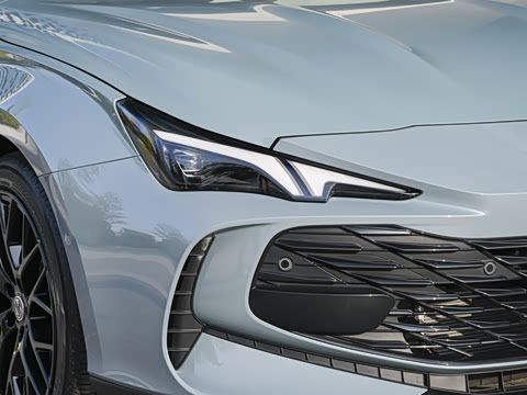 2026�� 2.0T Trophy+ �����Ǽݰ�