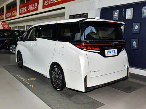 2025�� �ʹ� ˫�� 2.5L ī���