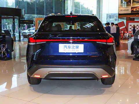 2026�� 350h ����������