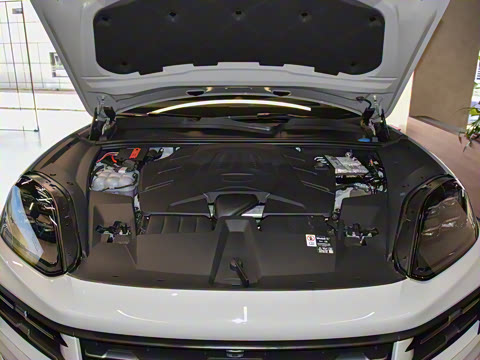 2025�� Cayenne 3.0T ���۰�