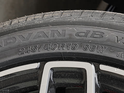 2026�� 2.0T 405 AT������