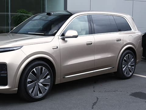 2026�� Ultra