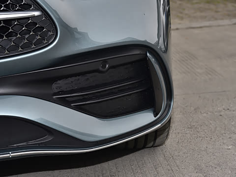 2026�� C 260 L �˶���