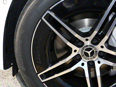 2026�� E 300 ʱ�����˶���