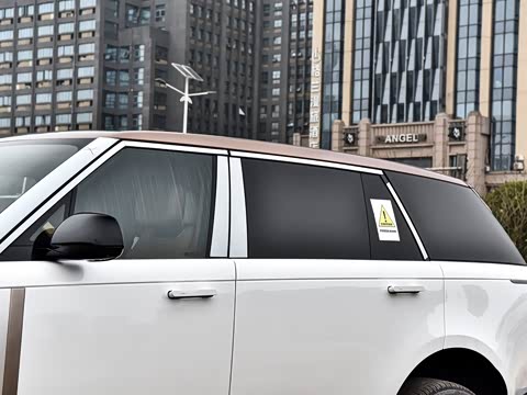 2025�� 3.0 L6 400PS SV���ٴ����ӳ��� 4��