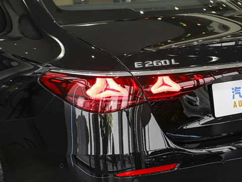 2026�� �Ŀ� E 260 L