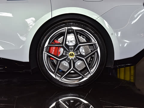 2025�� 600 ������