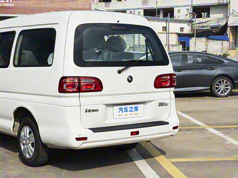 2025�� M5 1.6L ���������� 7��