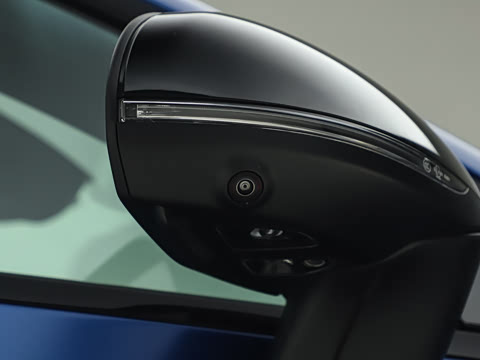 2026�� AMG CLE 53 4MATIC+ ���ܳ�