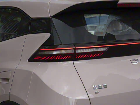 2025�� �Ǽݰ� 405km ���ڰ�