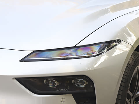 2026 007+  565 Ultra+״