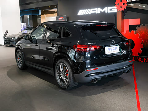 2025�� AMG GLA 35 4MATIC