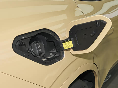 2025�� �Ŀ� Max ���̰�