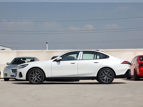 2026�� 530i ������ M�˶���װ