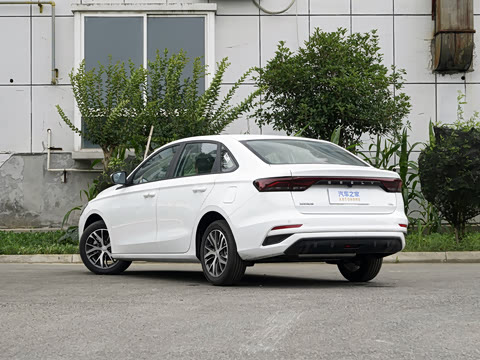 2027�� ���� 1.5L CVT������