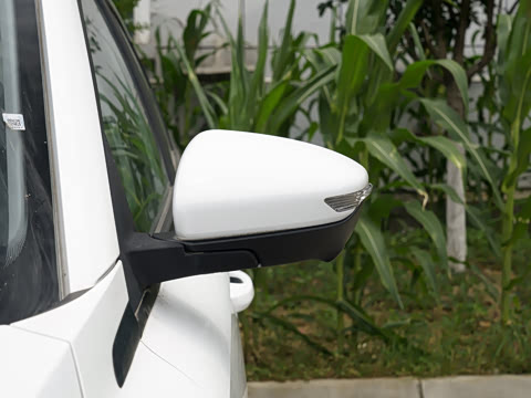 2027�� ���� 1.5L CVT������