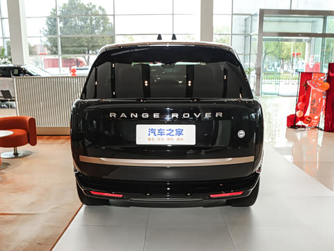 2025�� 3.0 L6 400PS SV���ٴ����ӳ��� 4��