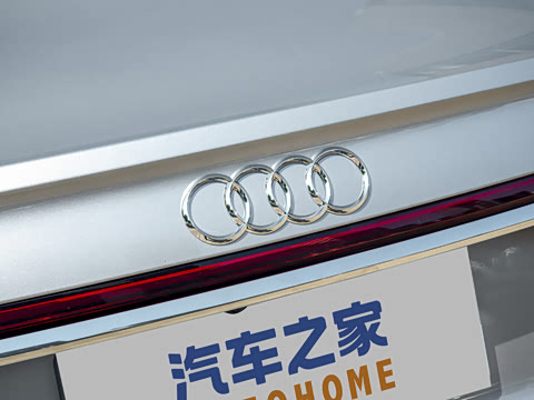 2026�� A8L Horch��ʼ�˰� 55TFSI