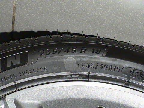 2025�� 2.0L e:PHEV ����