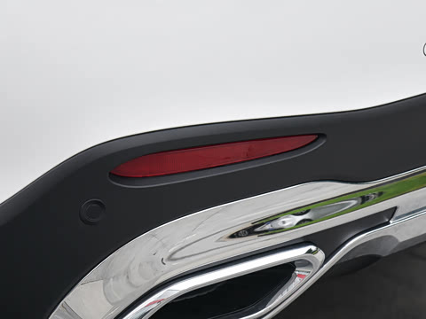 2026�� �Ŀ� GLC 260 L 4MATIC ������