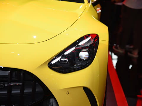 2025�� AMG GT 63 4MATIC+