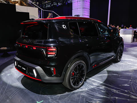 2025�� BRABUS ���ܰ�