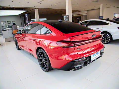 2026�� TFSI quattro 150kW �����޶���