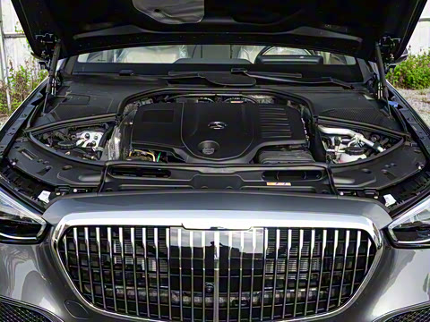 2025�� �Ŀ� S 480 4MATIC