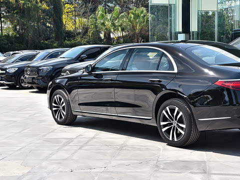 2026�� S 400 L ������