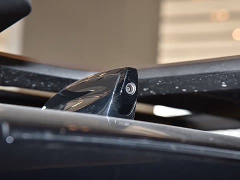 2026�� 110 3.0T P400 TROPHY������