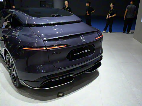 2025�� Ultra���̰�