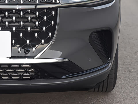 2025�� 2.0T ����������