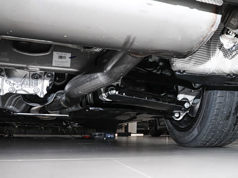 2026�� 530Li ������ M�˶���װ