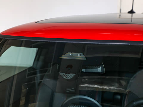 2025�� JOHN COOPER WORKS