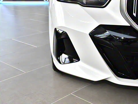 2026�� xDrive 50L M�˶���װ