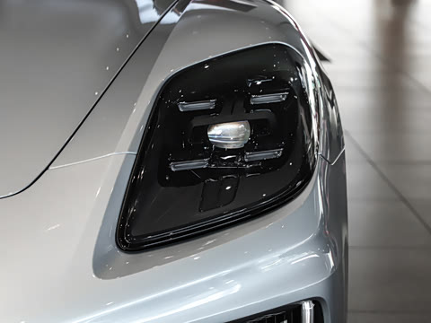 2026�� Panamera ������ 2.9T