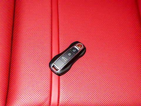 2026�� Cayenne Coup�� 3.0T