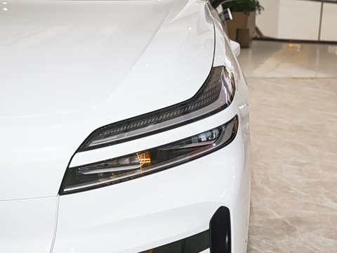 2025�� Pro ������