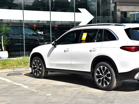 2026�� GLC 260 L 4MATIC �����