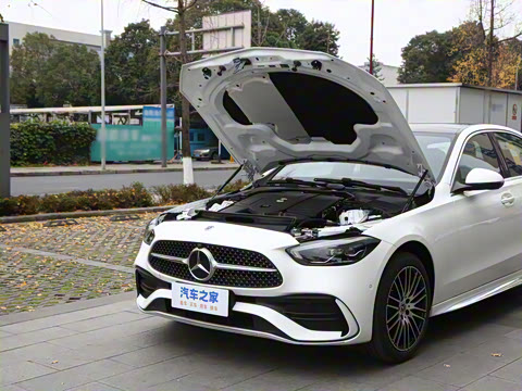 2026�� C 260 L �˶��ر��