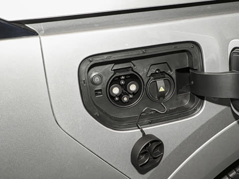 2026�� ���� 750 Ultra