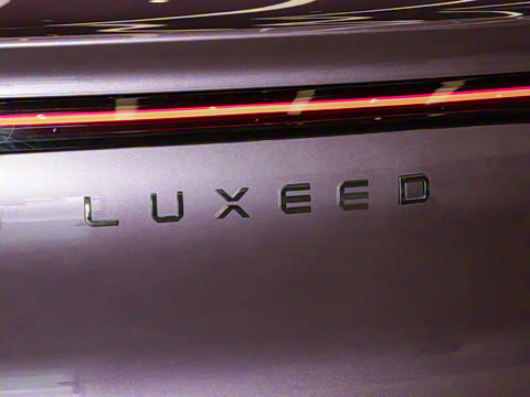 2025�� 705km Pro