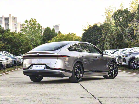 2026�� ������������� 730������