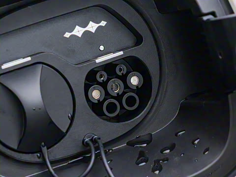 2025�� 210KM ����Ultra��