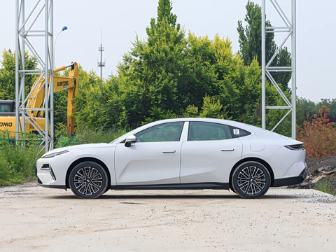 2026�� 225km EM-i Զ���Һ�����