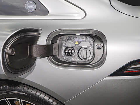 2025�� ��� �����۷��